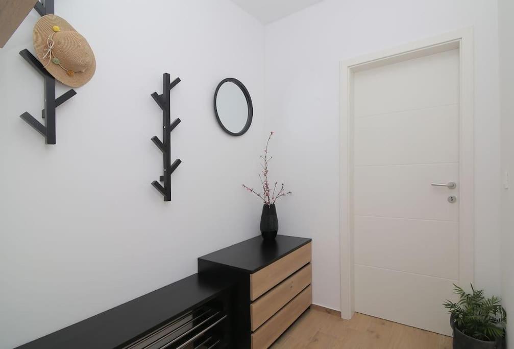 Studio Apartman Karlita سلانو المظهر الخارجي الصورة